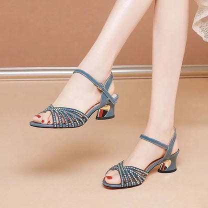 Rhinestone Word Strap Sandals Women Low Heel Toe Patent Leather Fashion Shoes